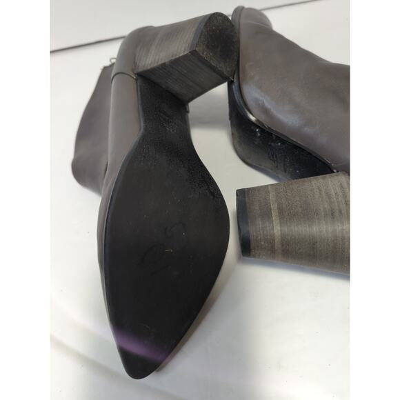 B. Makowsky Women's Size 8M Gray Soft Leather Ankle Boots Booties 3in Heel - Picture 10 of 11